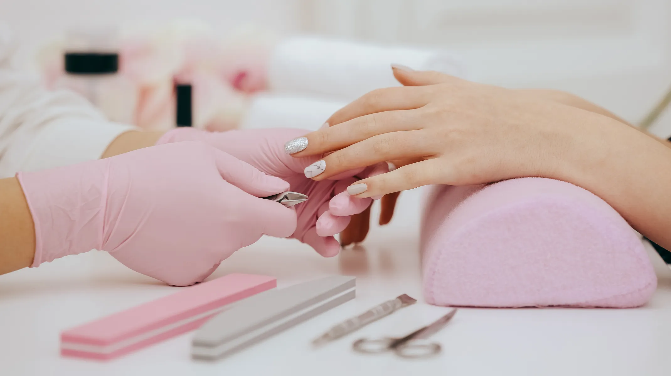 Nail Repair & Removal